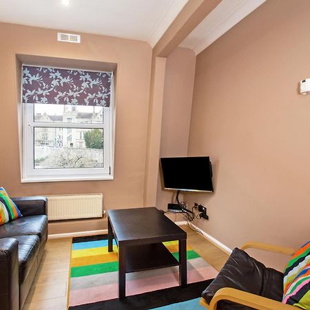 Perfect Perch For Legal Eagle - Winchester Law Courts, High St, Westgate Museum Apartment Exterior photo