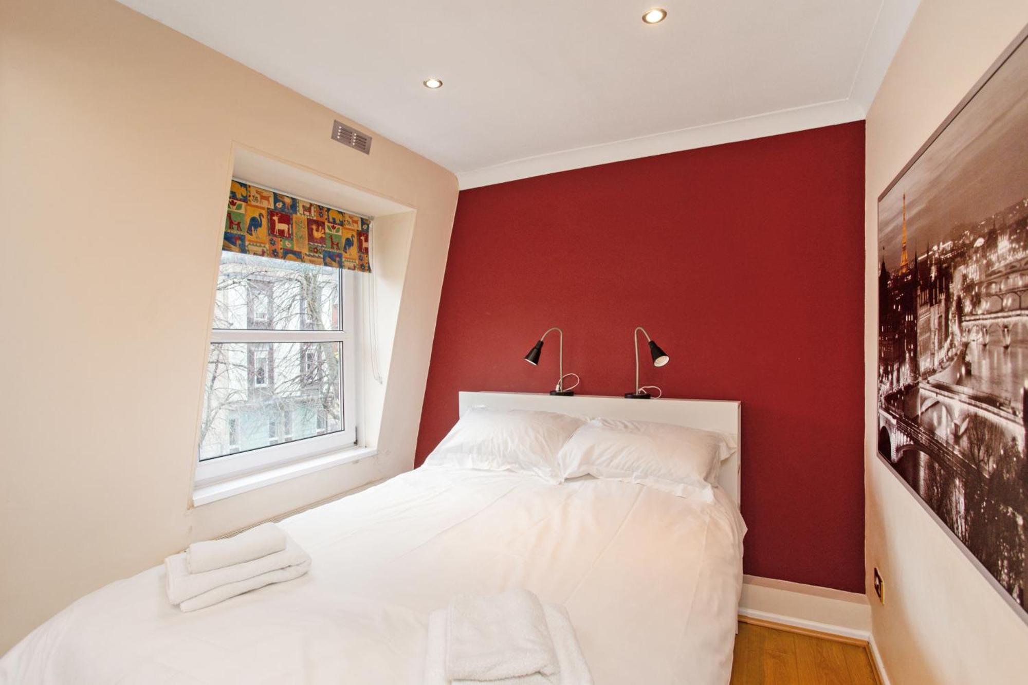Perfect Perch For Legal Eagle - Winchester Law Courts, High St, Westgate Museum Apartment Exterior photo